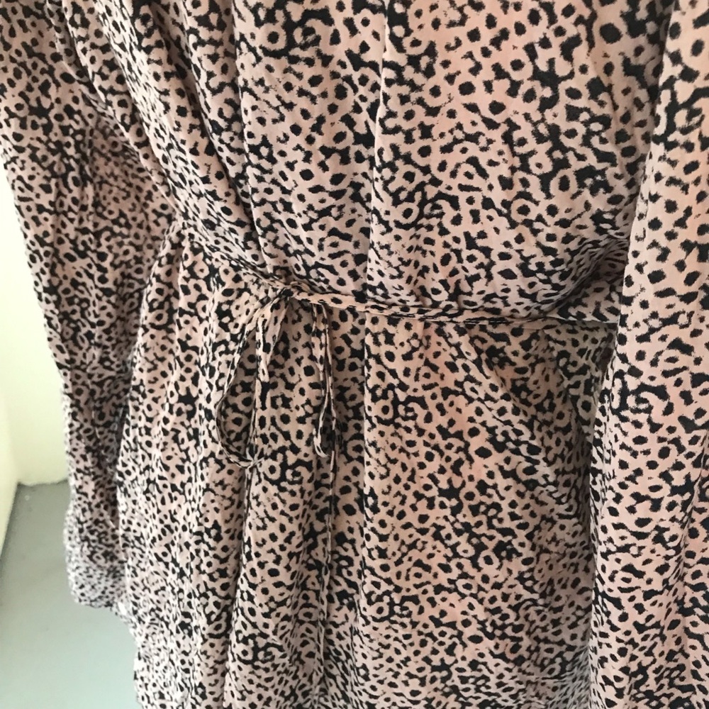 Gap Maternity Pink Patterned Blouse - image 3